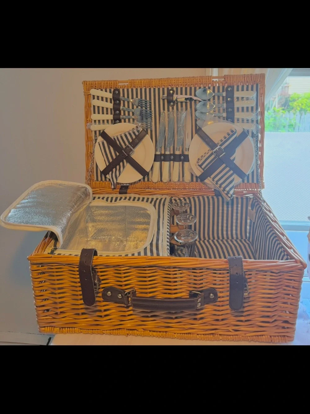 Wicker Picnic Basket Set with blue & White Striped Lining